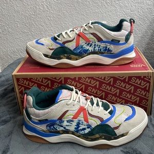 Vans women’s Varix Wc multiple colors sneakers